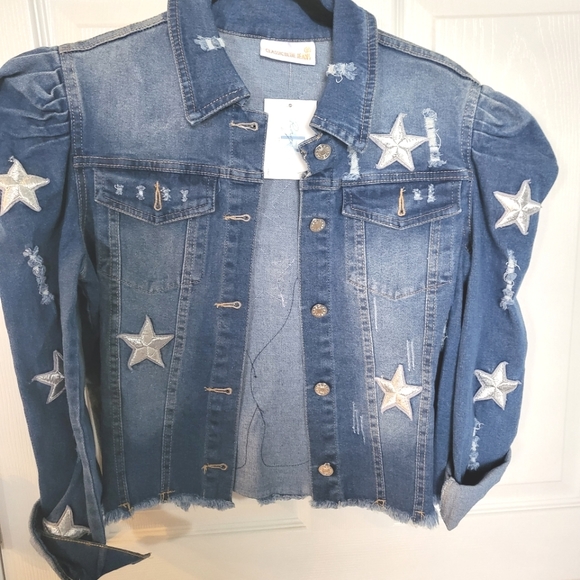 New with tag, Two tone denim jacket - Picture 3 of 7